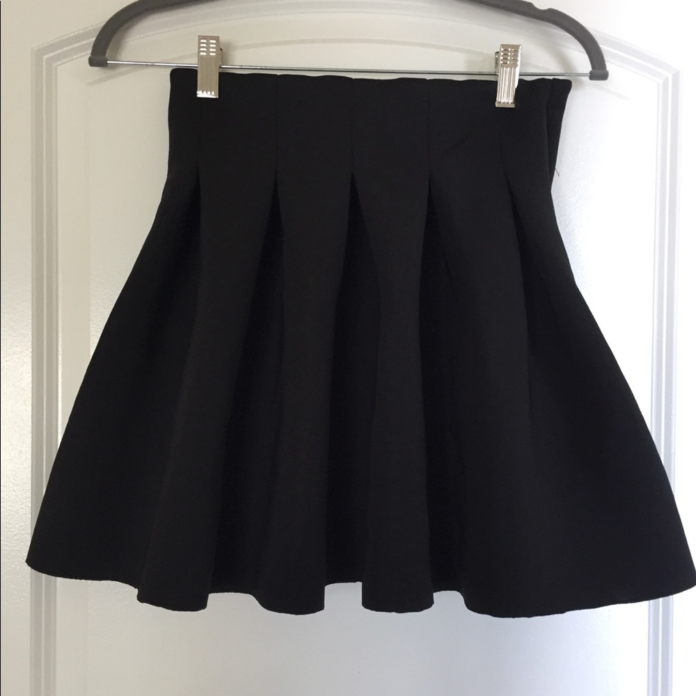 Black Structured Skirt
